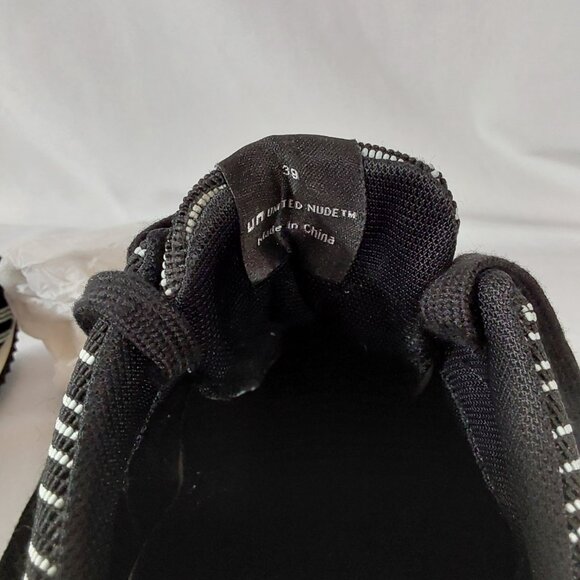 NWOT! United Nude "Runner" Tie Sneakers Black w Green Stripes - 39 (8) - Picture 9 of 9